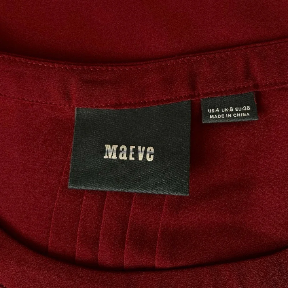 Maeve Anthropologie‎ chiffon laser cut burgundy red top size 4